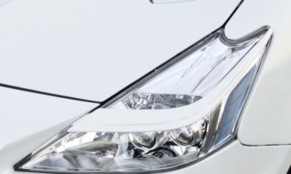 アイラインガーニッシュ